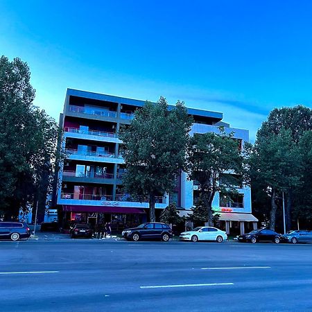 Coralia Luna Park Apartments Mamaia Extérieur photo