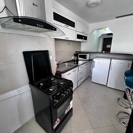 Coralia Luna Park Apartments Mamaia Extérieur photo