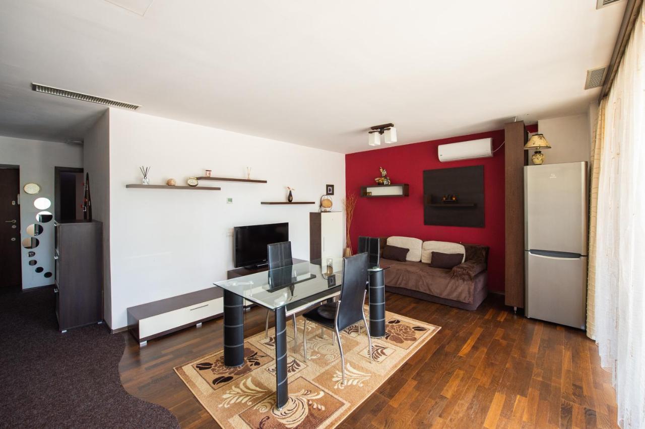 Coralia Luna Park Apartments Mamaia Extérieur photo