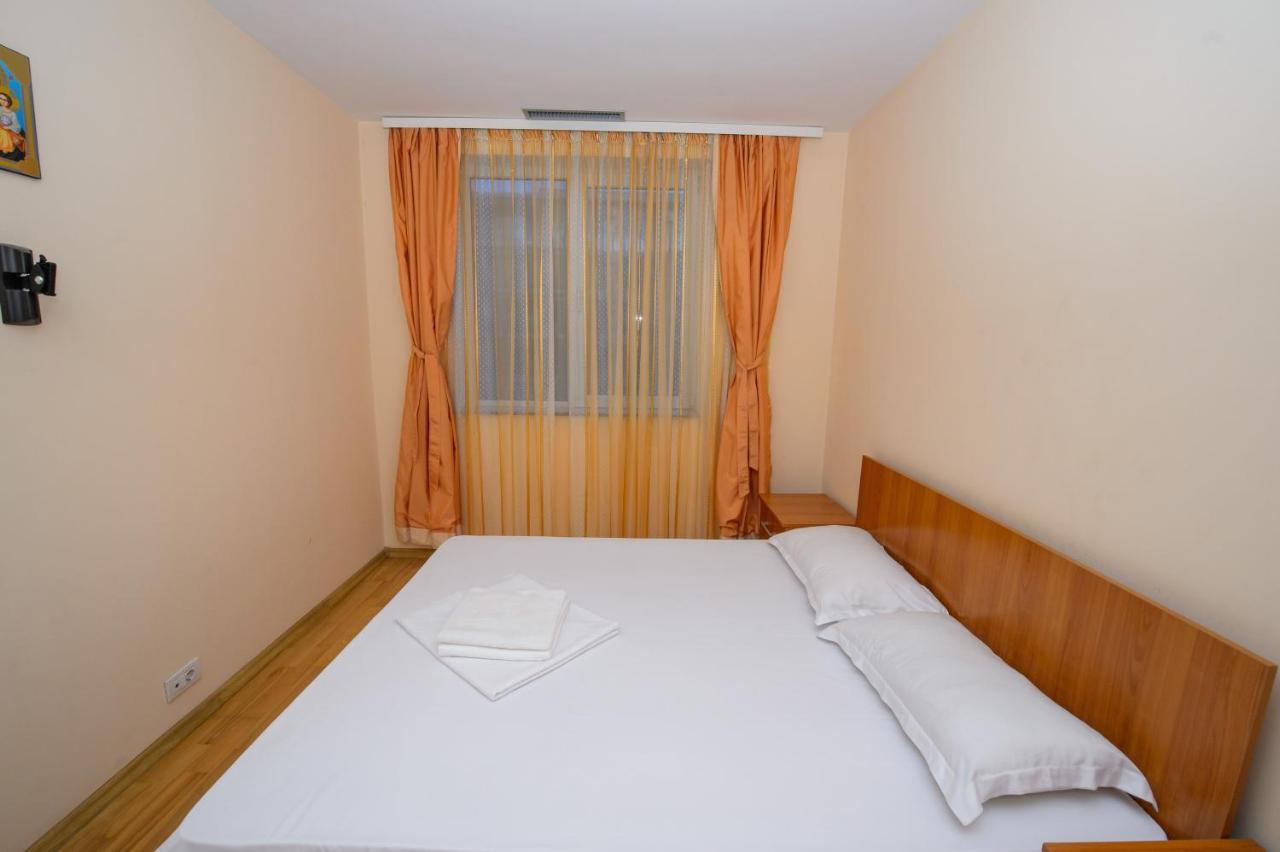 Coralia Luna Park Apartments Mamaia Extérieur photo