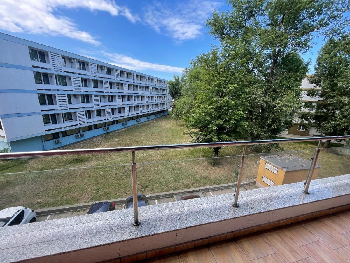 Coralia Luna Park Apartments Mamaia Extérieur photo