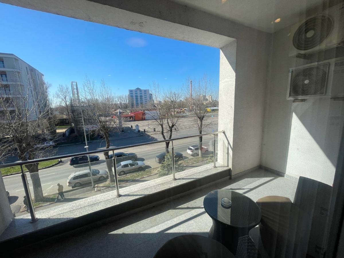 Coralia Luna Park Apartments Mamaia Extérieur photo