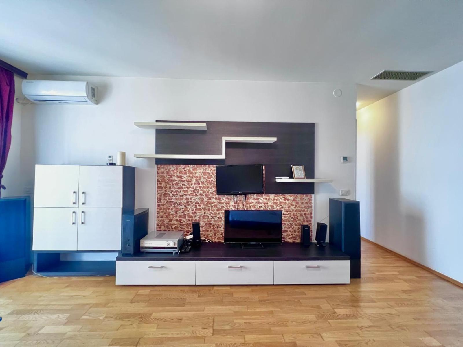 Coralia Luna Park Apartments Mamaia Chambre photo