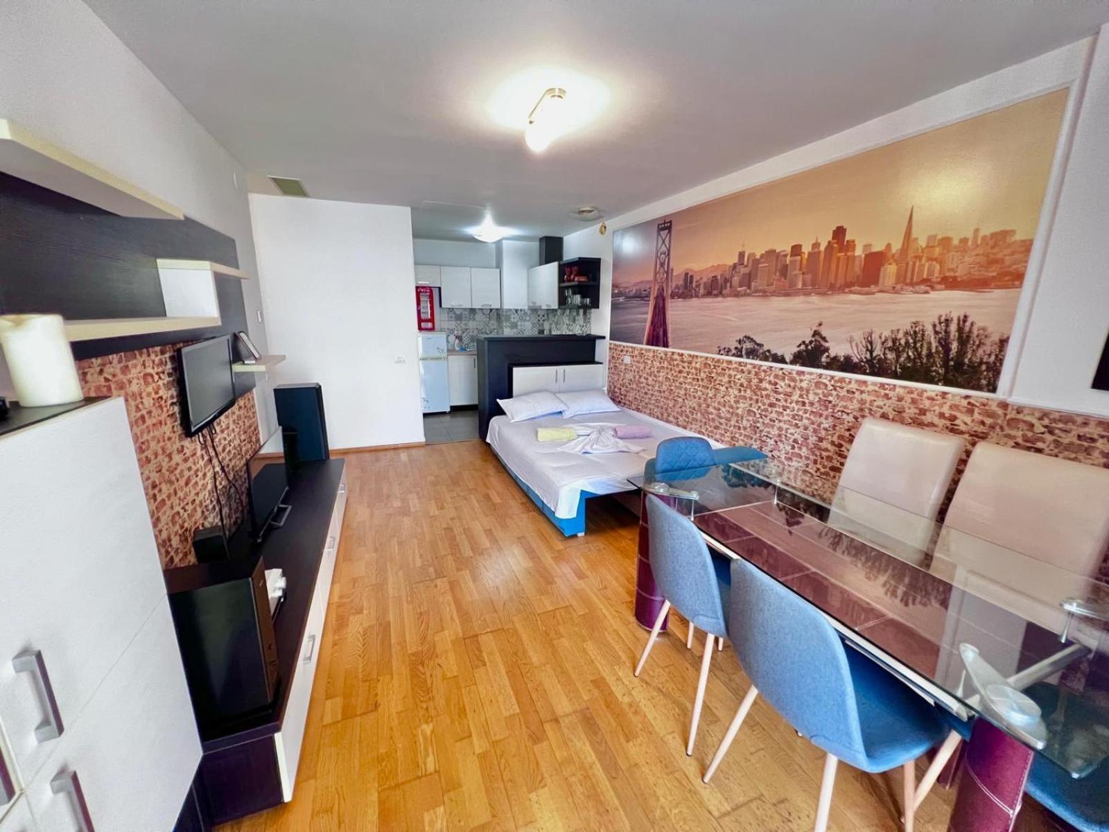 Coralia Luna Park Apartments Mamaia Chambre photo