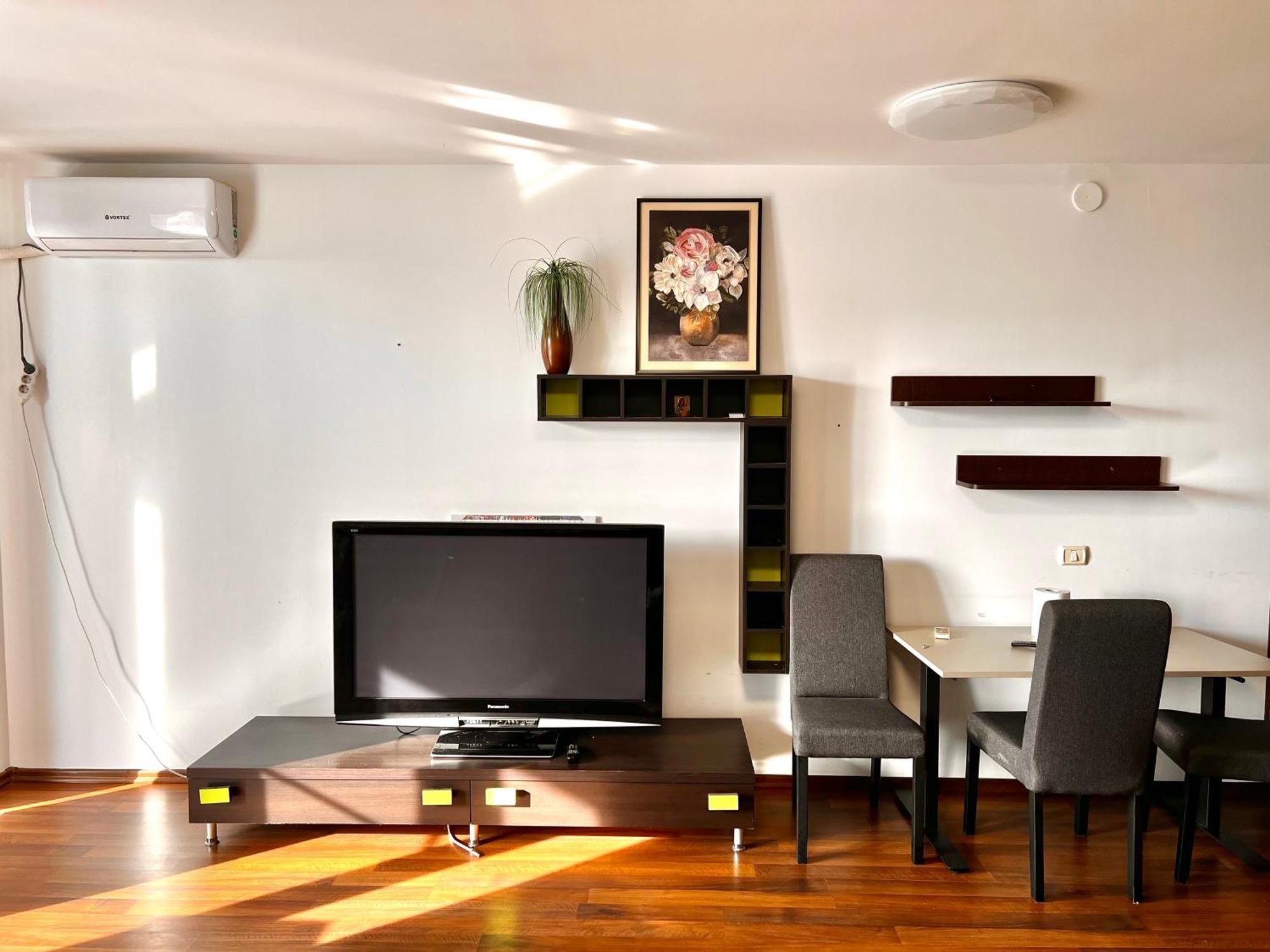 Coralia Luna Park Apartments Mamaia Extérieur photo