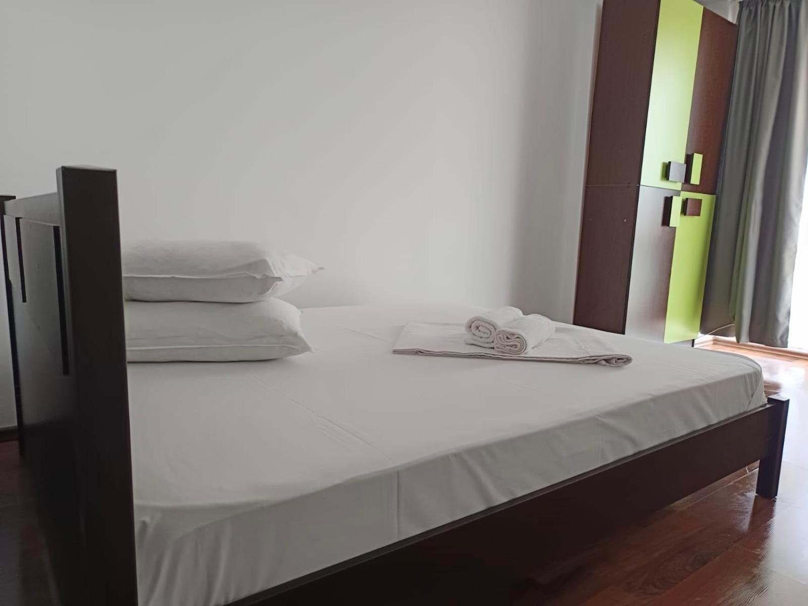 Coralia Luna Park Apartments Mamaia Extérieur photo